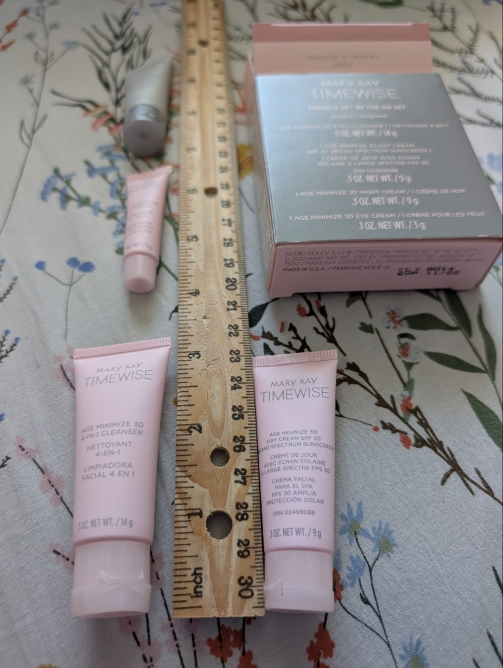 Mary Kay TimeWise Miracle On The Go Set